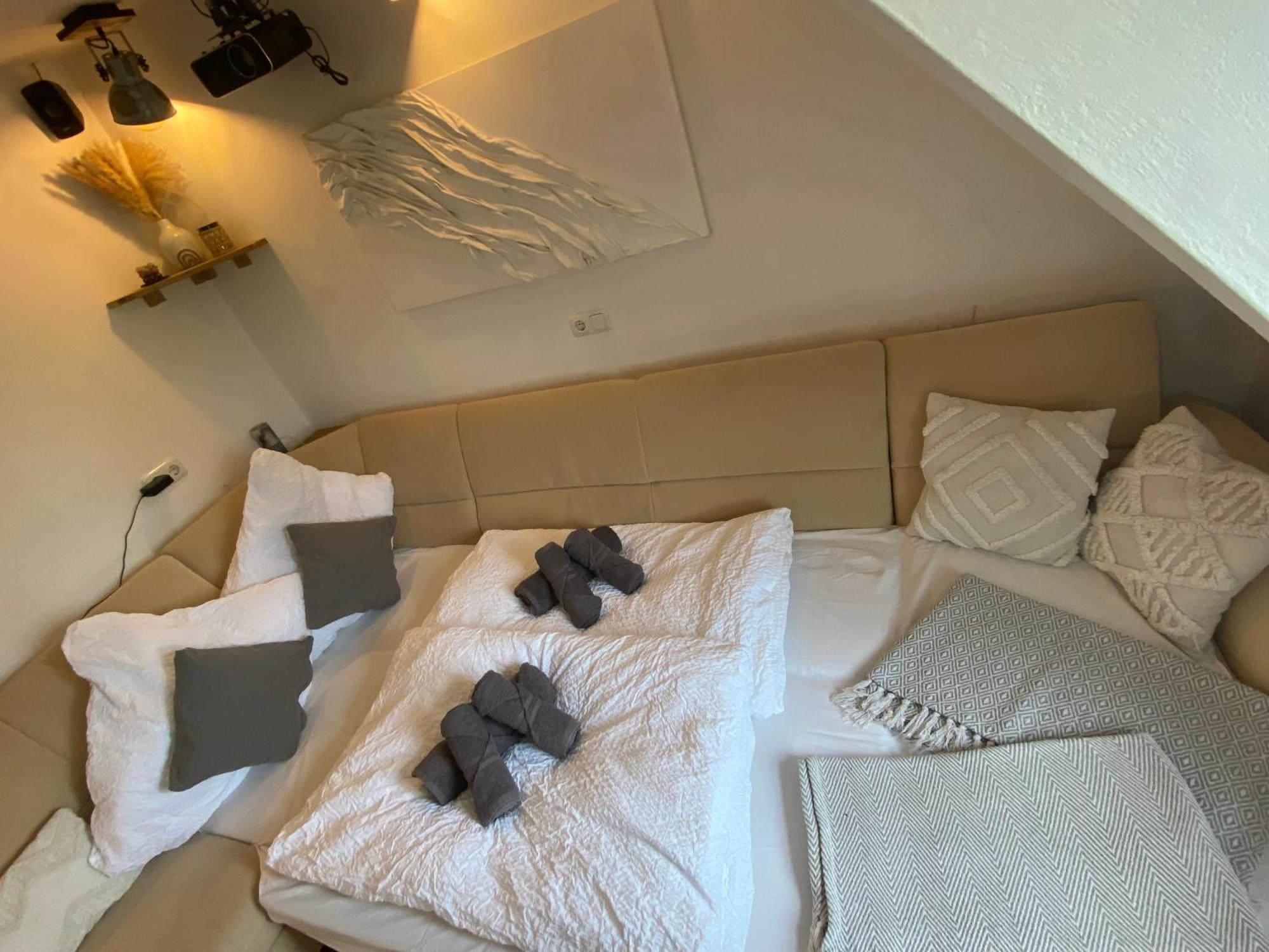 Gemuetliche Rustikale Wohnung Mit Kamin Und Optionalem Whirlpool Bad Sobernheim Exterior foto